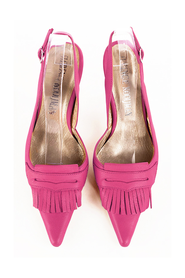 Women's fuchsia pink slingback dress shoes. Pointed toe. High spool heels - Top view